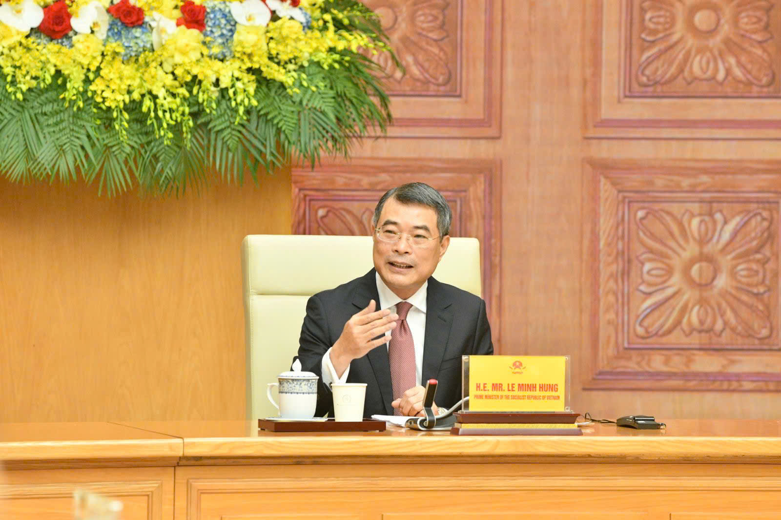 ທ່ານນາ​ຍົກ​ລັດ​ຖະ​ມົ​ນ​ຕີ ເລ​ມິງ​ຮຶງ ໃຫ້​ການ​ຕ້ອນ​ຮັບ​ຄະ​ນະ​ຜູ້​ແທນ​ວິ​ສາ​ຫະ​ກິດ​ໃຫຍ່ ​ຢູ່​ແຖວ​ໜ້າ​ຂອງ ອາ​ເມ​ລິ​ກາ52 ແຫ່ງ